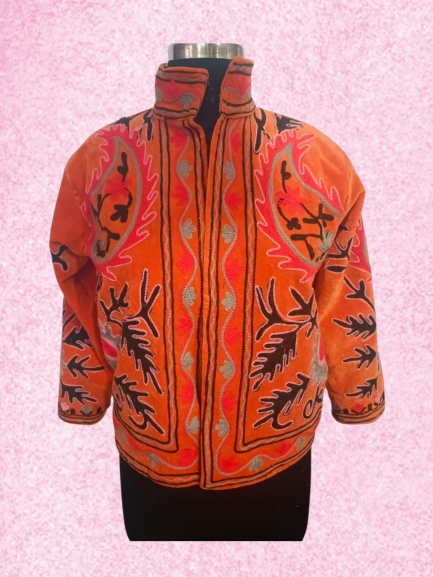 Handmade Suzani Jacket – Tradition Woven Into Warmth